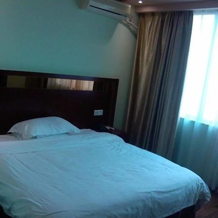 Zhanjiang Joyful Hotel Zhenhai  エクステリア 写真