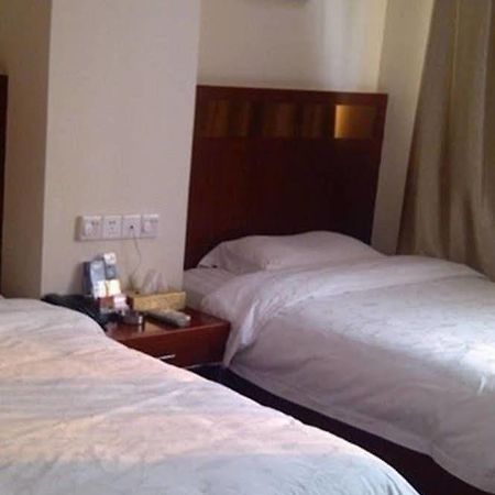 Zhanjiang Joyful Hotel Zhenhai  エクステリア 写真