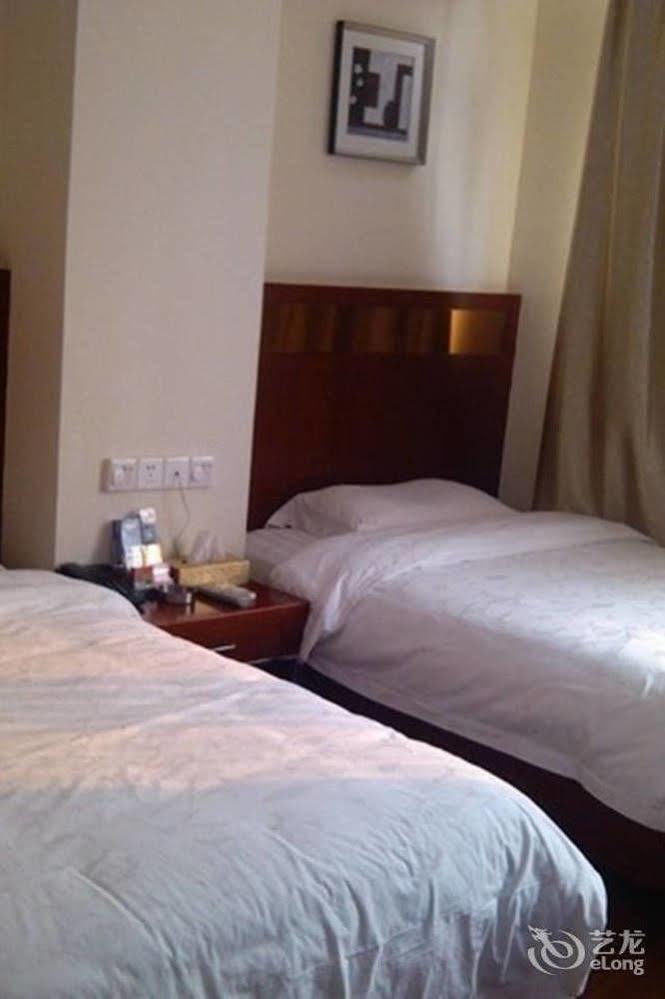 Zhanjiang Joyful Hotel Zhenhai  エクステリア 写真